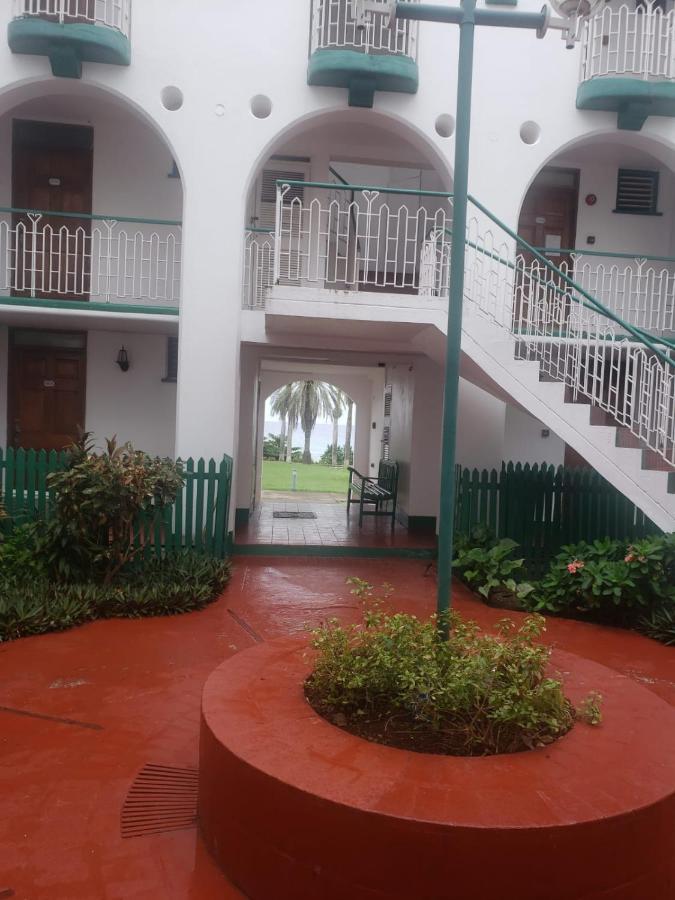 Seacastle Deluxe Studio Montego Bay Exteriör bild